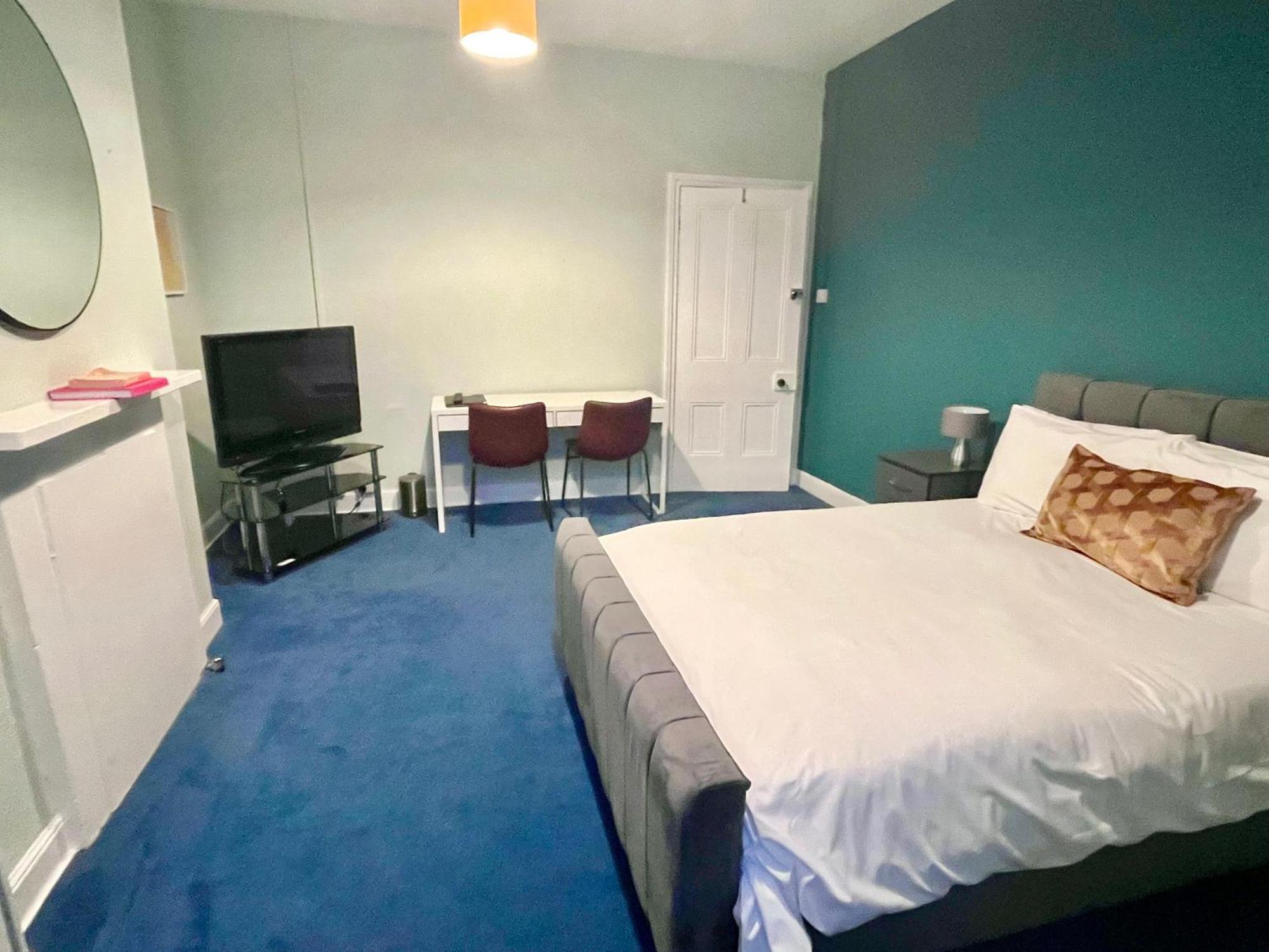 The Blue Piano Guesthouse Birmingham Kamer foto